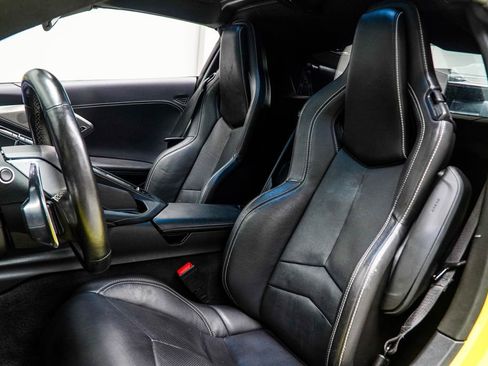 Used 2020 Chevrolet Corvette Stingray Preferred Cpe w/ 2LT Preferred Equipment Group RWD image 40