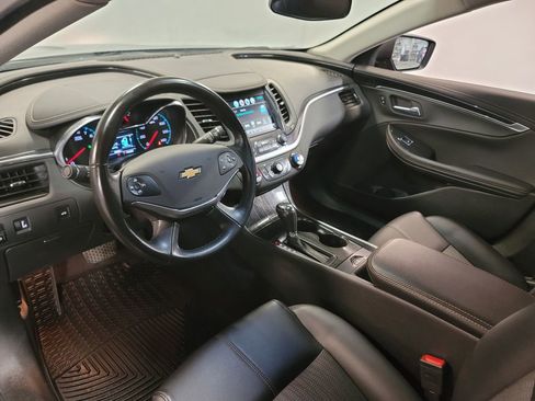 Used 2019 Chevrolet Impala LT image 18