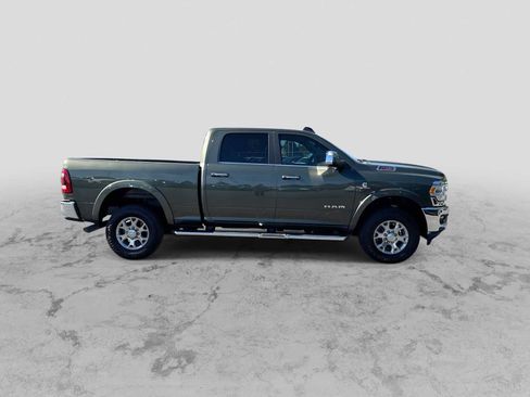 Used 2020 RAM 2500 Laramie AWD/4WD image 9