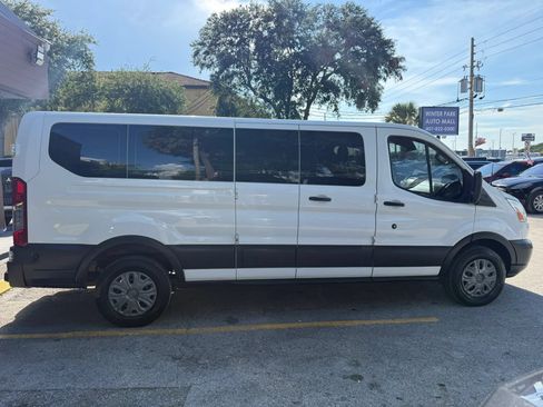 Used 2016 Ford Transit 350 XLT RWD image 5