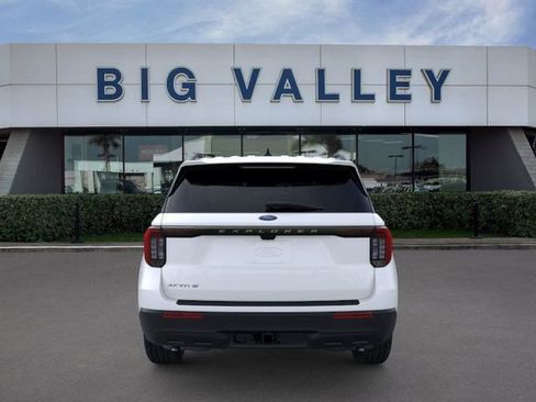 New 2026 Ford Explorer Active image 5