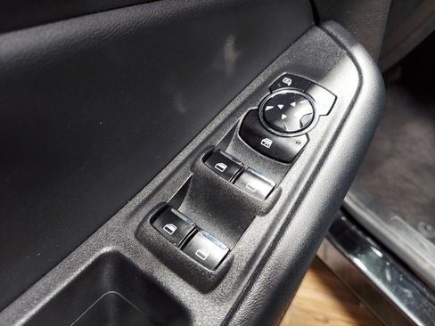 Used 2023 Ford Edge SEL image 38