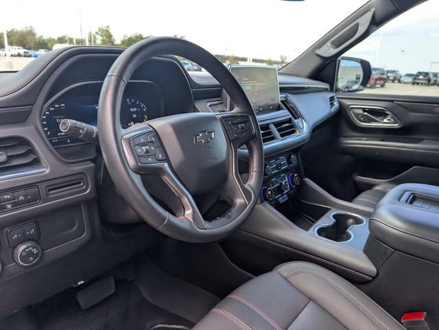Used 2023 Chevrolet Suburban RST w/ Luxury Package AWD/4WD image 9