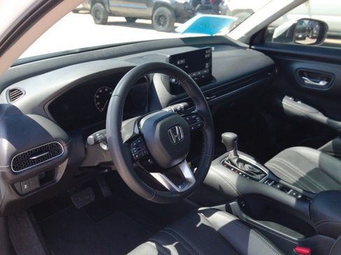 Used 2026 Honda HR-V EX-L image 15