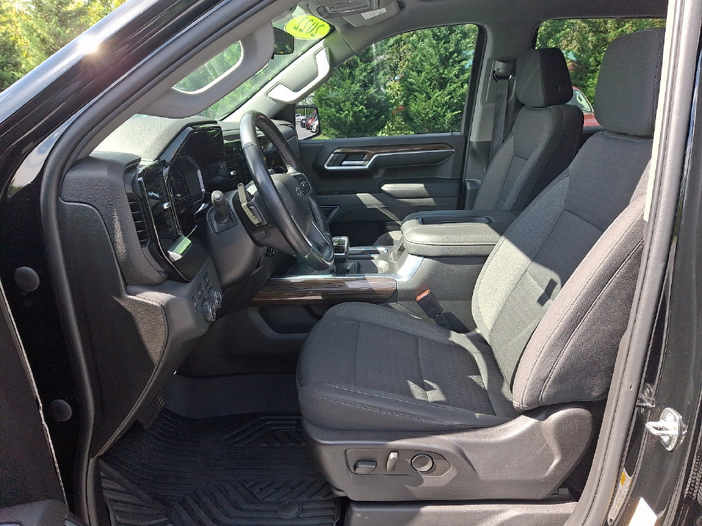 Used 2022 Chevrolet Silverado 1500 RST AWD/4WD image 13