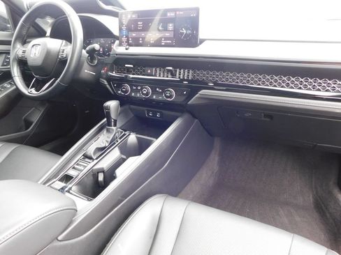 Used 2024 Honda Accord Sport image 20