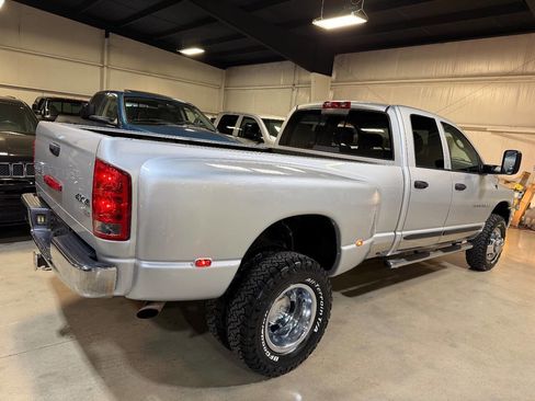 Used 2004 Dodge Ram 3500 Truck SLT w/ Trailer Tow Group AWD/4WD image 18