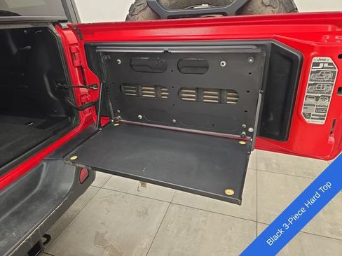 Used 2020 Jeep Wrangler Unlimited Rubicon w/ Quick Order Package 28Y Recon AWD/4WD image 18