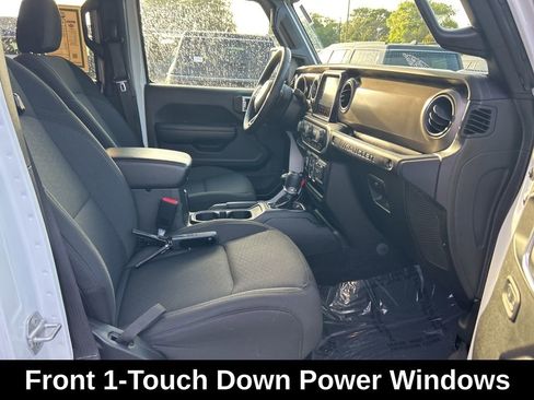 Used 2021 Jeep Wrangler Unlimited Sport AWD/4WD image 23