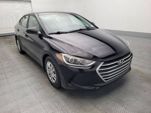 Used 2017 Hyundai Elantra SE image 13