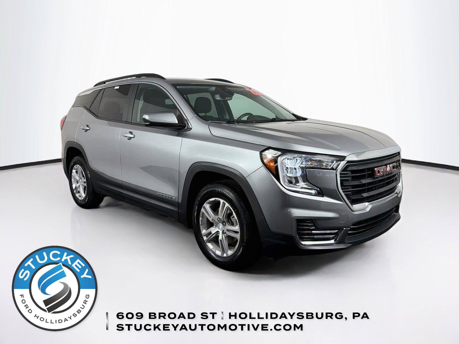 Used 2023 GMC Terrain SLE w/ Driver Convenience Package AWD/4WD image 1