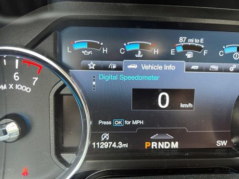 Used 2018 Ford Expedition Max Platinum RWD image 17