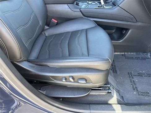 Certified 2024 Cadillac XT6 Sport w/ Platinum Package image 15