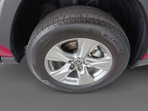 Used 2024 Toyota RAV4 XLE image 16