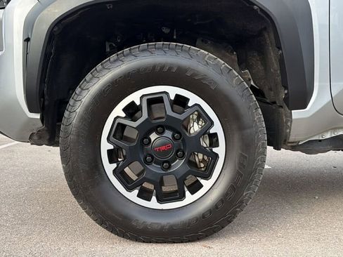 Used 2024 Toyota Tacoma TRD Off-Road AWD/4WD image 12