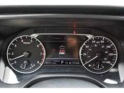 Used 2024 Nissan Rogue SV FWD image 13