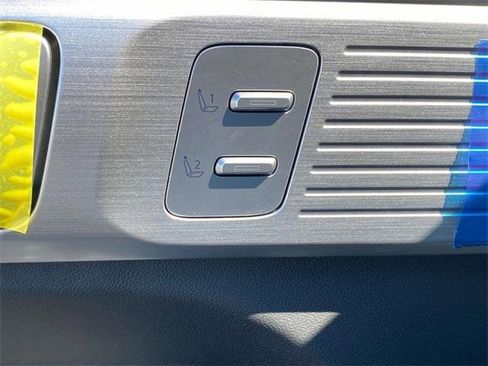 New 2025 Hyundai Santa Fe Limited image 9