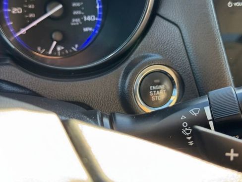 Used 2016 Subaru Outback 2.5i Limited image 25