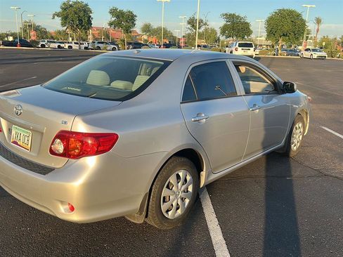 Used 2010 Toyota Corolla S FWD image 3