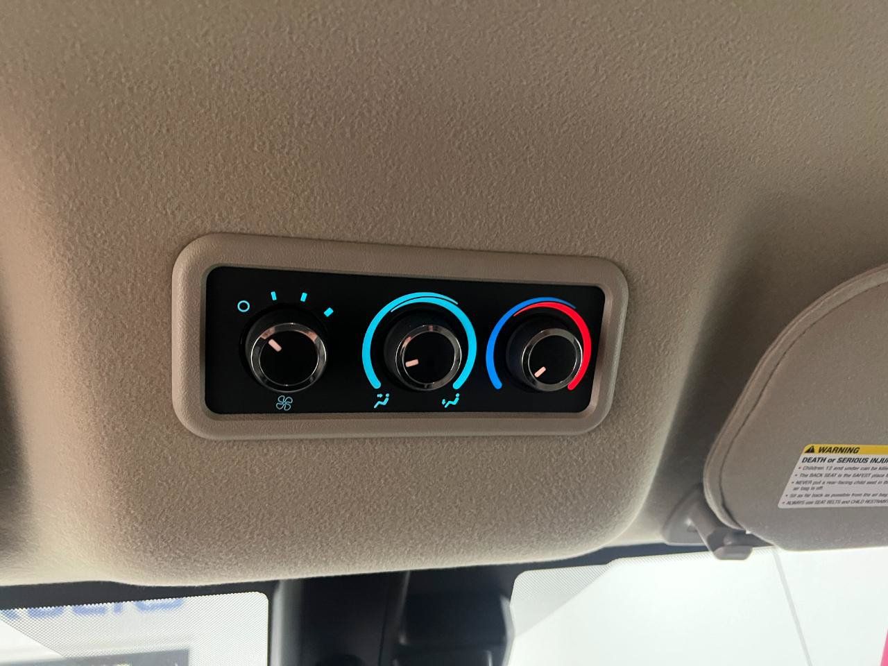 Used 2025 Chevrolet Express 3500 LT w/ LT Preferred Equipment Group RWD image 42