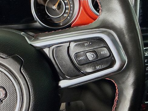 Used 2018 Jeep Wrangler Unlimited Rubicon image 15