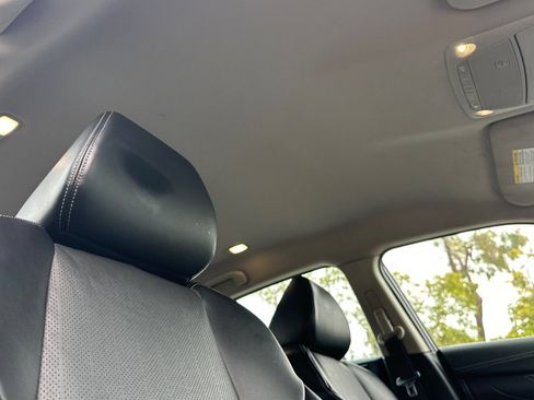 Used 2021 Nissan Maxima 3.5 SV w/ Floor Mat Group FWD image 15