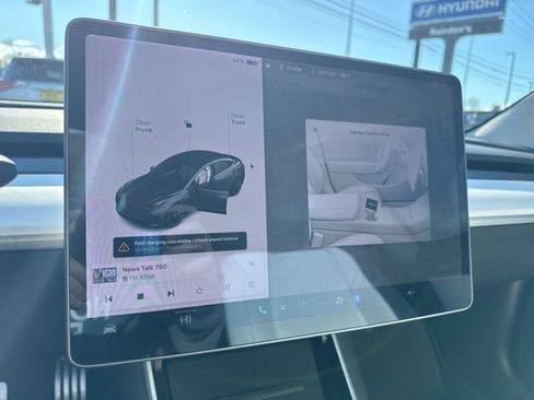 Used 2020 Tesla Model 3 Performance image 25