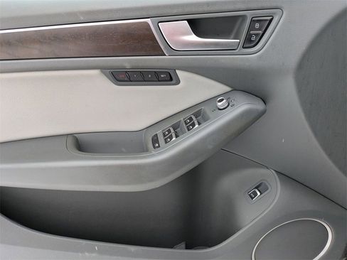 Used 2015 Audi Q5 2.0T Premium Plus w/ Technology Package image 17