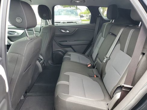 Certified 2024 Chevrolet Blazer LT w/ Convenience Package FWD image 28