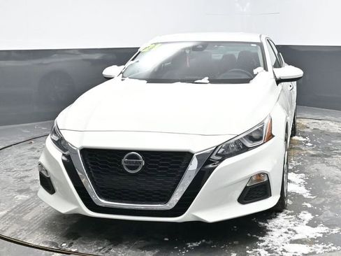 Used 2021 Nissan Altima 2.5 S image 2