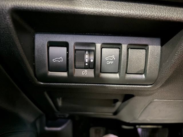Used 2023 Subaru Outback Touring AWD/4WD image 18