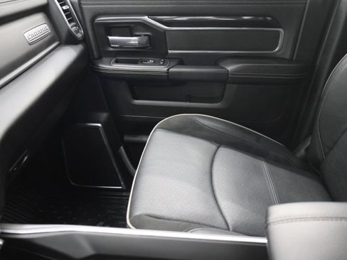 Used 2022 RAM 2500 Laramie AWD/4WD image 13