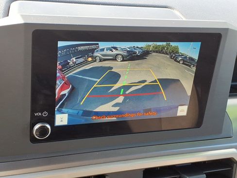 Certified 2024 Toyota Tacoma SR5 AWD/4WD image 20