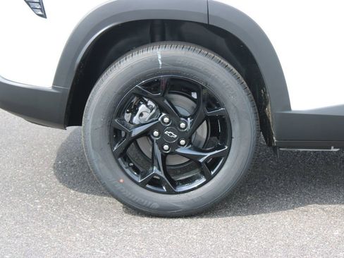 New 2026 Chevrolet Trax LT FWD image 13