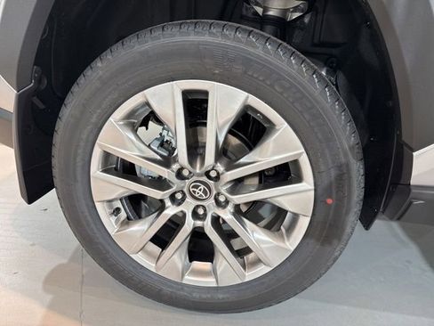 New 2025 Toyota RAV4 XLE Premium image 15