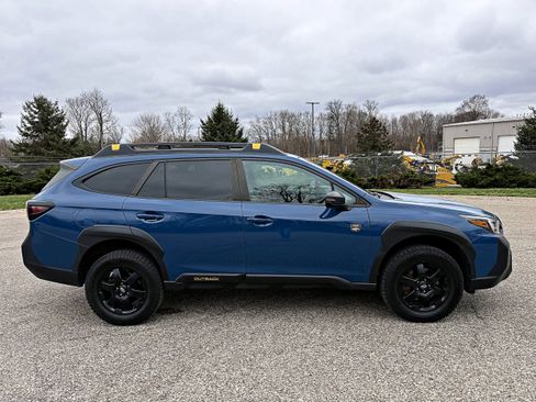Used 2022 Subaru Outback Wilderness image 8