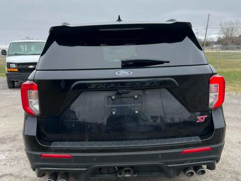 Used 2021 Ford Explorer ST w/ Equipment Group 401A image 7