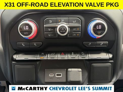 Used 2021 GMC Sierra 1500 Elevation w/ X31 Off-Road Package AWD/4WD image 8