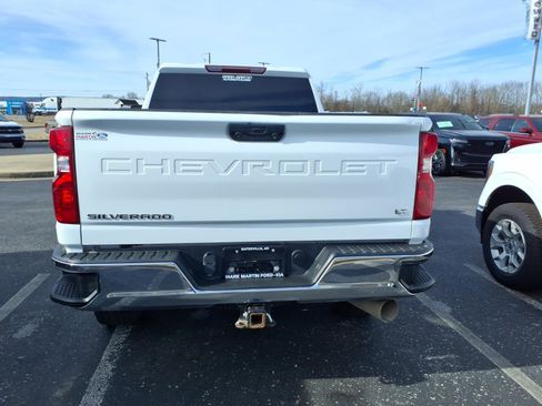 Used 2024 Chevrolet Silverado 2500 LT image 4