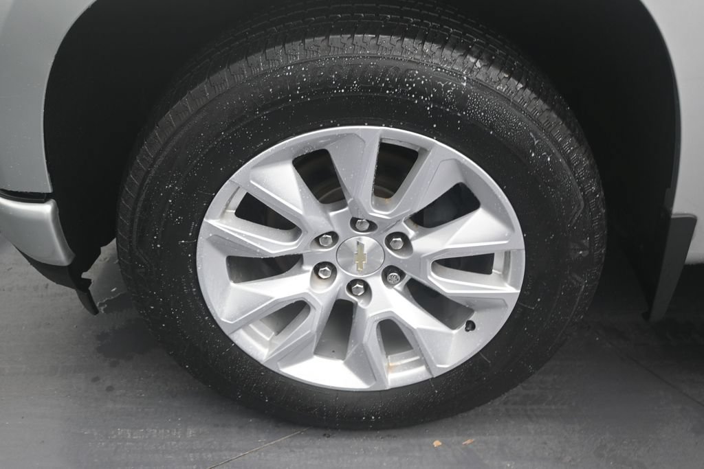 Used 2021 Chevrolet Silverado 1500 Custom RWD image 9