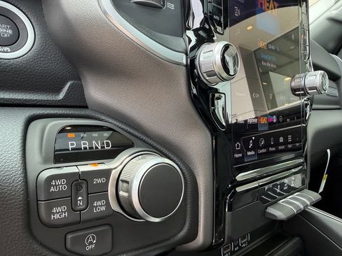 New 2026 RAM 1500 Big Horn AWD/4WD image 20