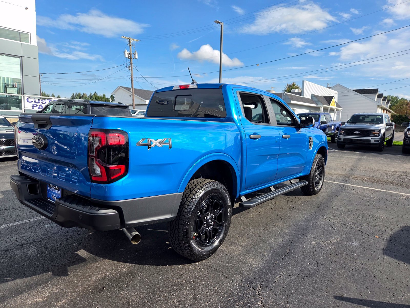 New 2026 Ford Ranger XLT w/ Black Appearance Package AWD/4WD image 3