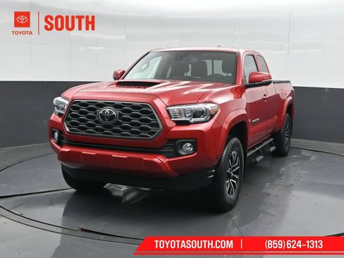 Used 2022 Toyota Tacoma TRD Sport AWD/4WD image 5