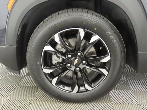 Used 2021 Chevrolet TrailBlazer LT w/ Convenience Package image 28