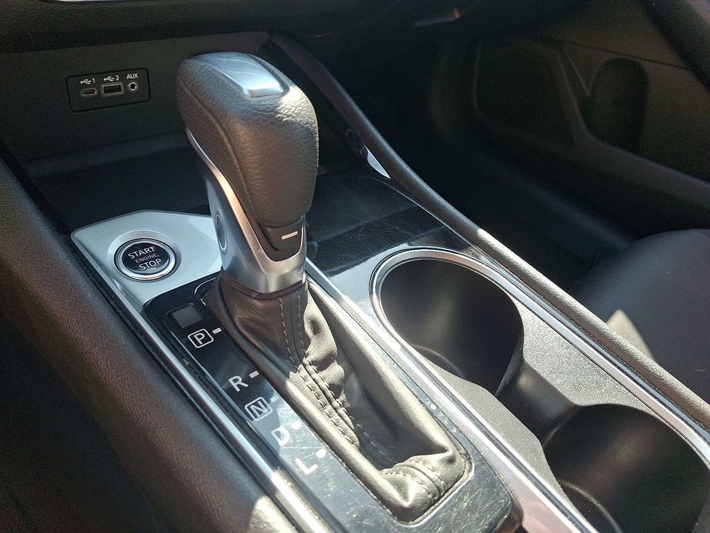 Used 2024 Nissan Altima 2.5 SV FWD image 15