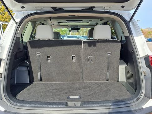 Used 2022 Kia Telluride S image 33