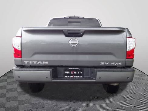 Used 2023 Nissan Titan SV AWD/4WD image 3