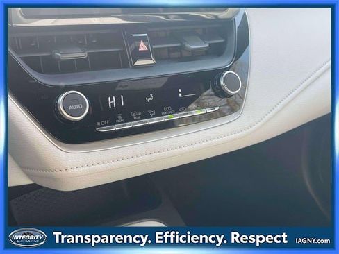 Used 2024 Toyota Corolla SE image 28