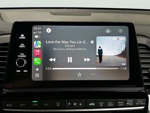 Used 2026 Honda Odyssey Touring image 18
