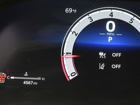 Used 2024 Toyota Highlander Limited AWD/4WD image 16